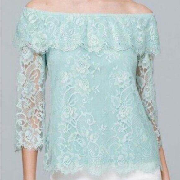 White House Black Market mint lace top in brand new condition. - Picture 1 of 1